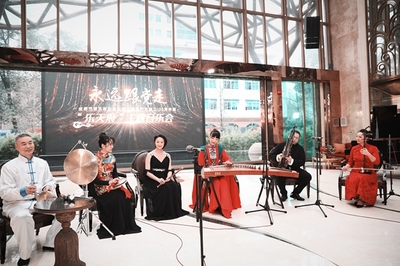 凝聚文藝力量，共筑世界文化名城——成都市文聯(lián)黨組書記楊曉陽(yáng)談文化藝術(shù)交流活動(dòng)策劃